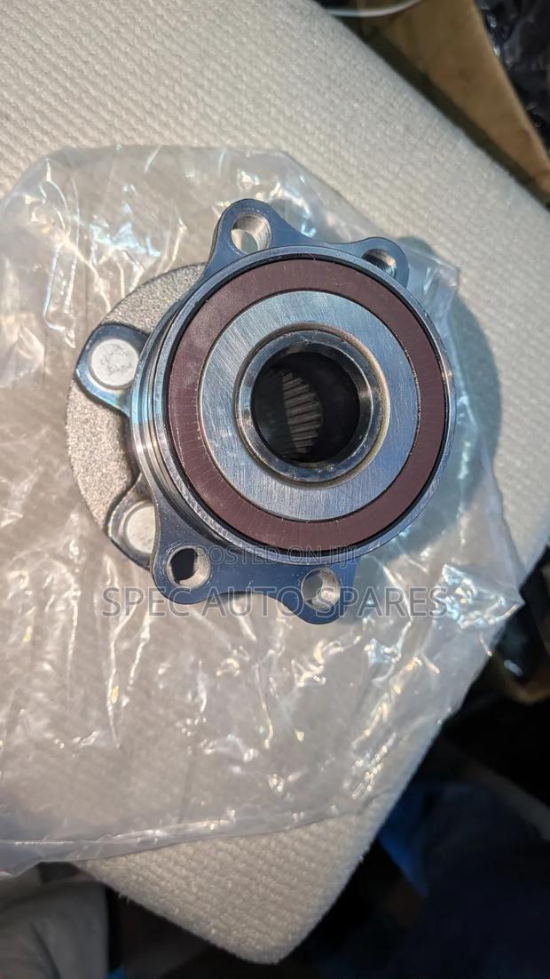 Rear Complete Hub Subaru Impreza - thumbnail 3