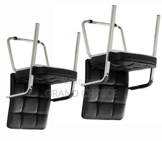 Executive Leather Visitor Chair - thumbnail 4