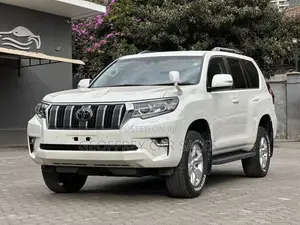 Toyota Land Cruiser Prado 2.8 2019 Pearl