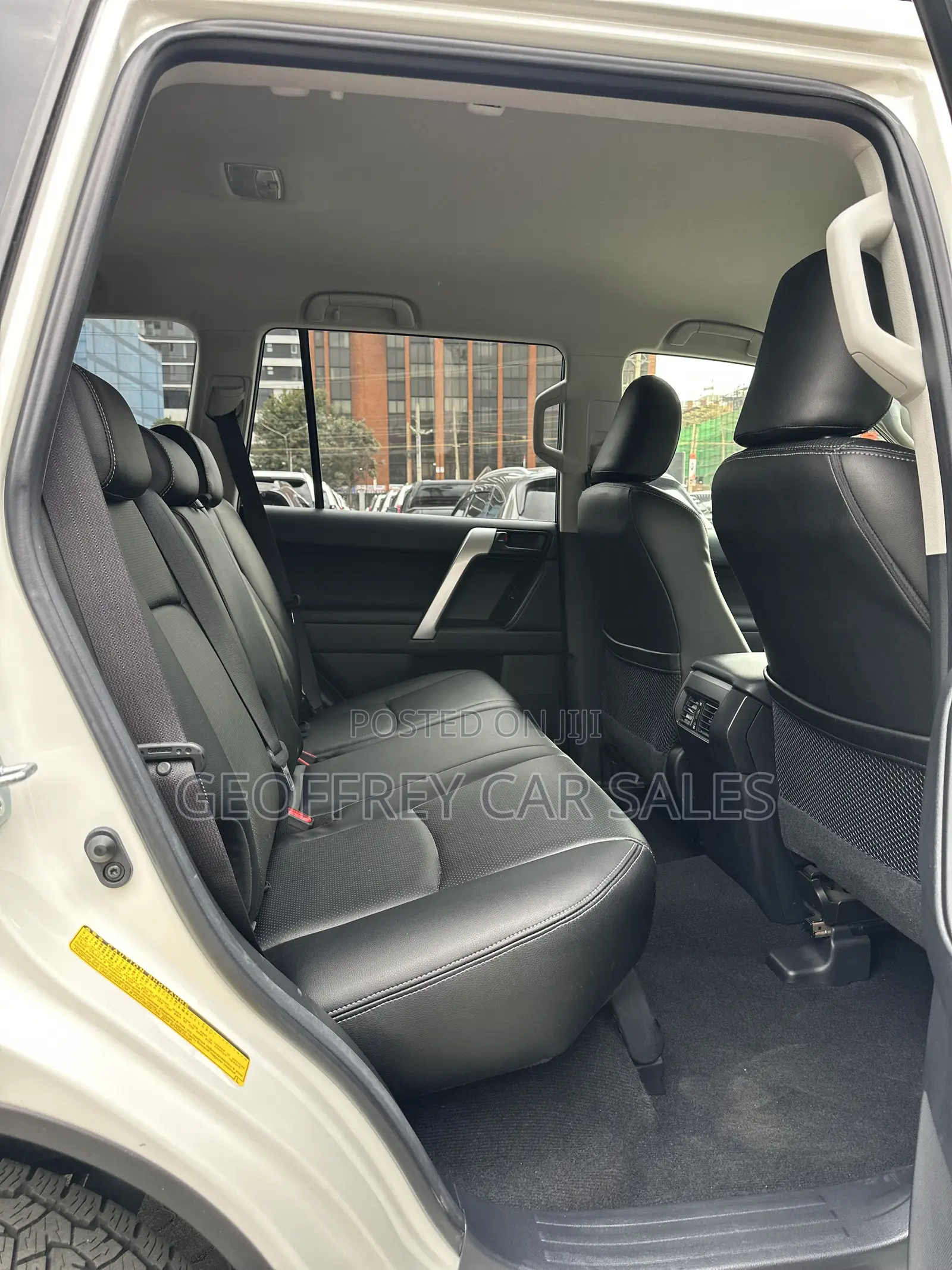 Toyota Land Cruiser Prado 2.8 2019 Pearl