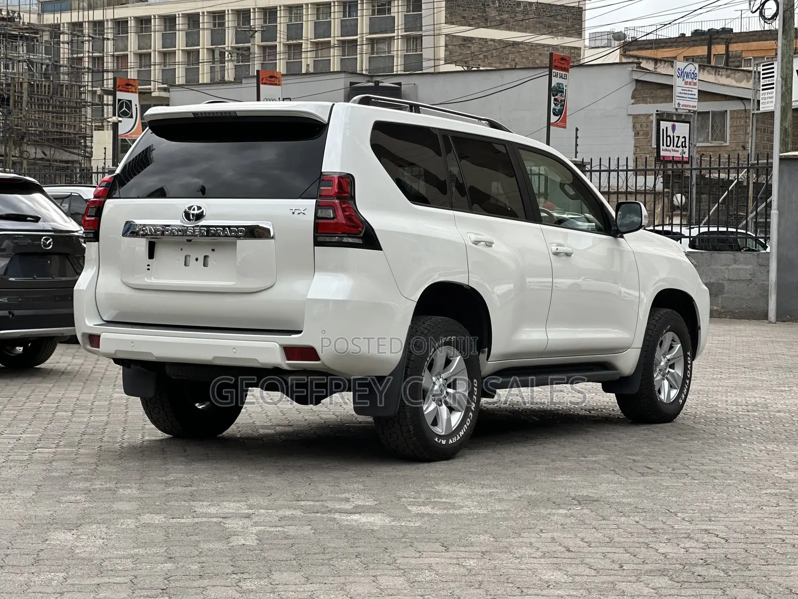 Toyota Land Cruiser Prado 2.8 2019 Pearl