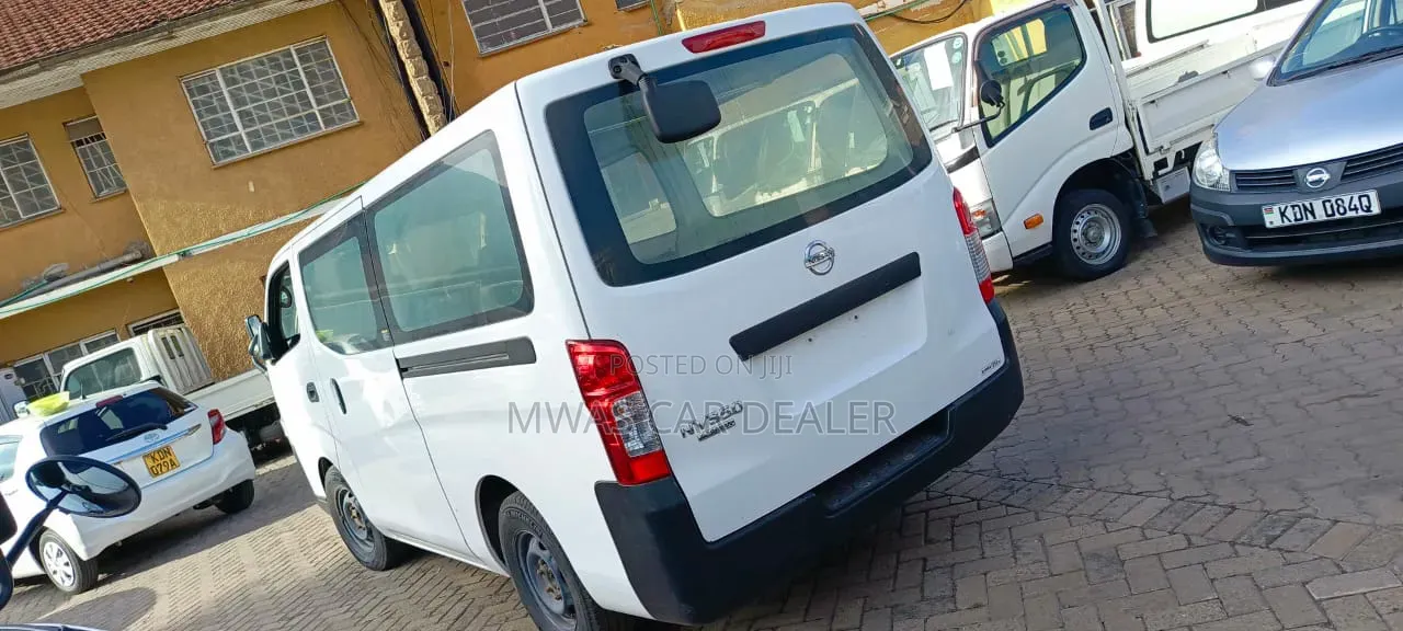 Nissan Caravan (Urvan) 2014 White