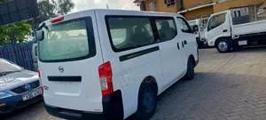 Nissan Caravan (Urvan) 2014 White