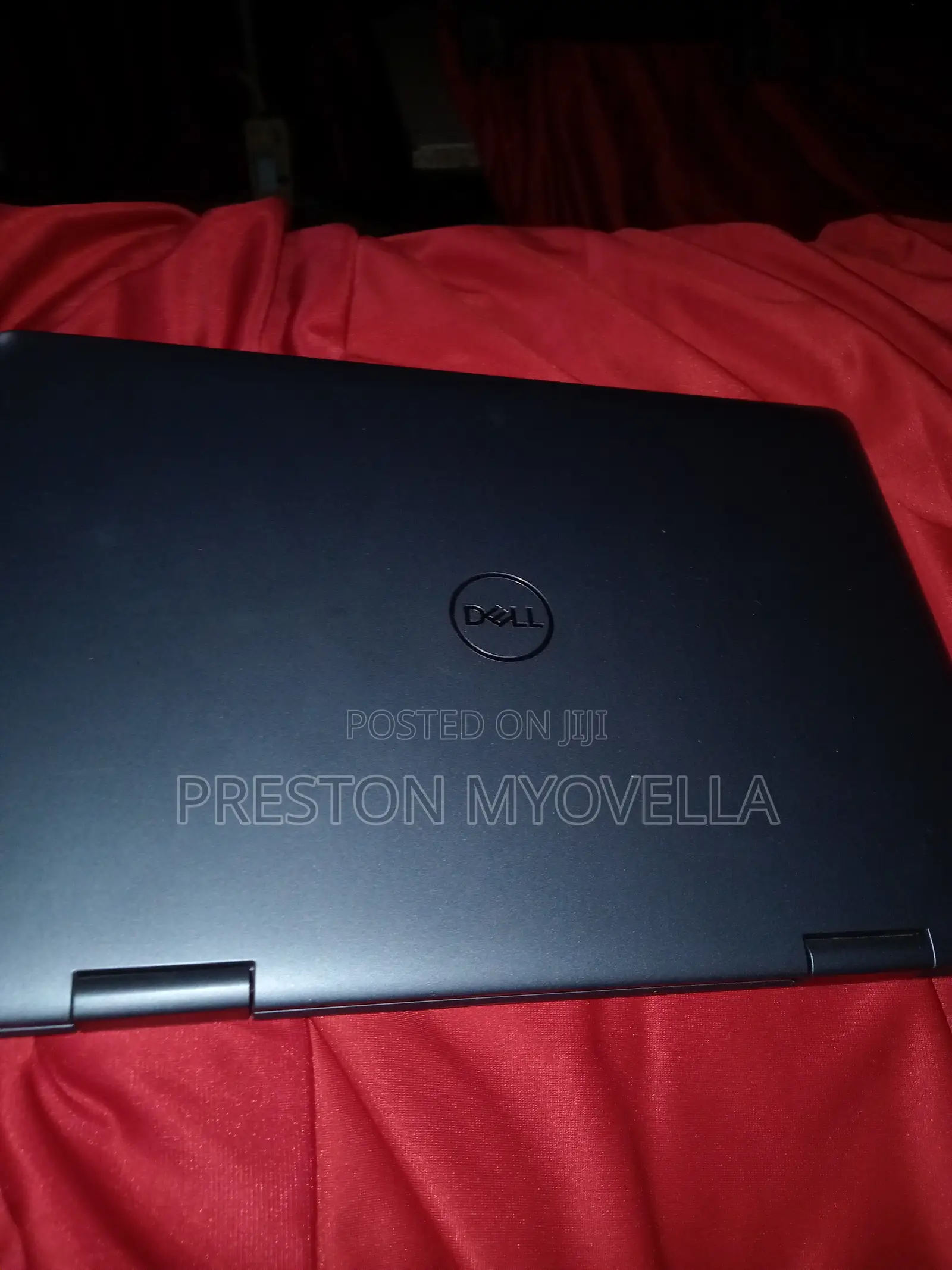Laptop Dell Inspiron 14 5481 2-in-1 8GB Intel Core i5 SSD 256GB