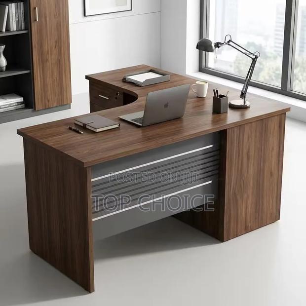 U - Shaped Office Work Desk - thumbnail 2