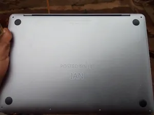 Laptop Apple MacBook Pro 2017 16GB Intel Core i7 SSD 256GB