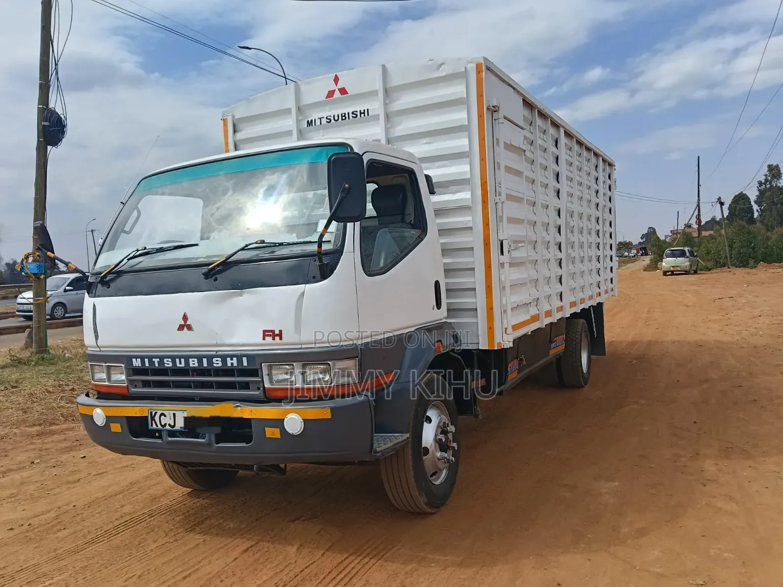 Mitsubishi FH 215