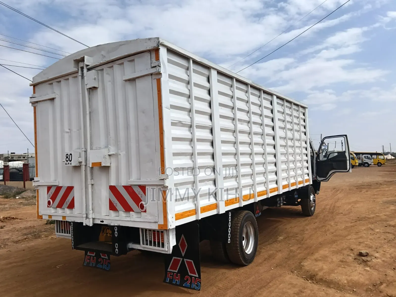 Mitsubishi FH 215