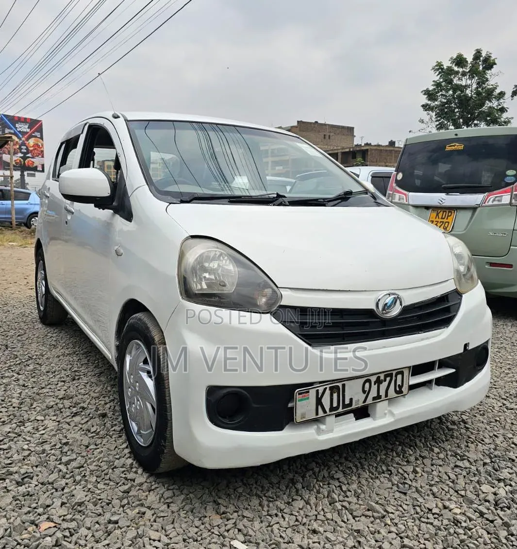 Daihatsu Mira 2015 White