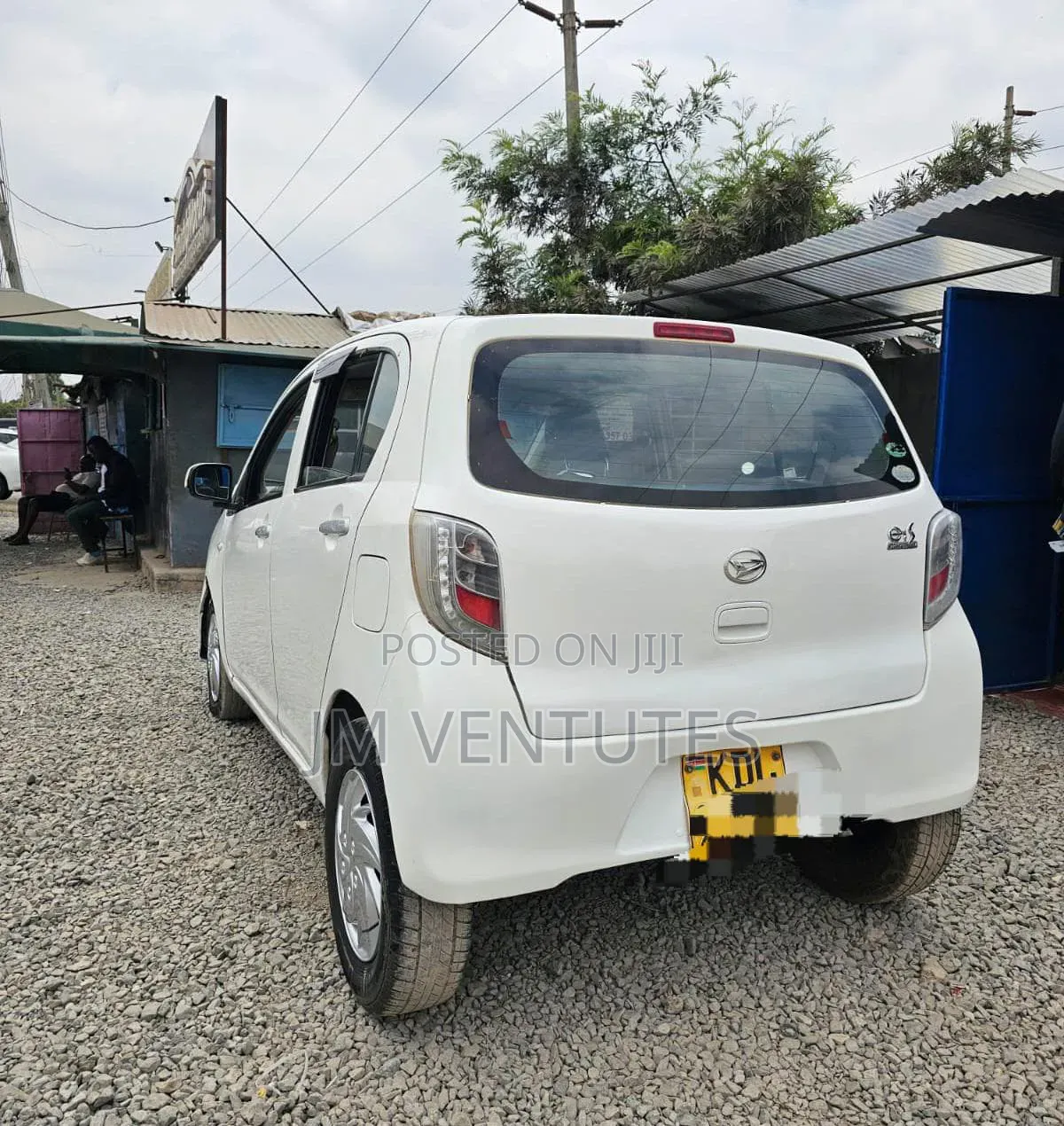 Daihatsu Mira 2015 White