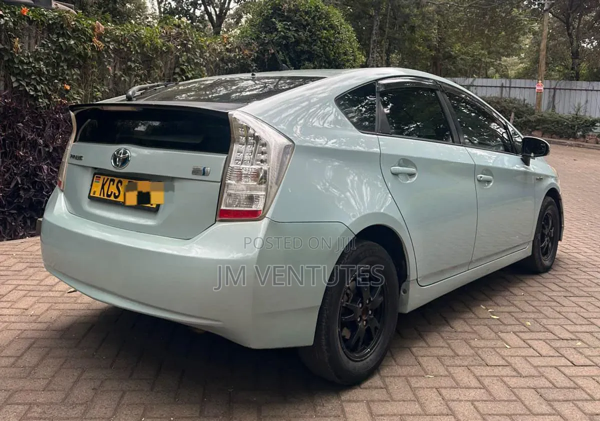 Toyota Prius 2011 Blue