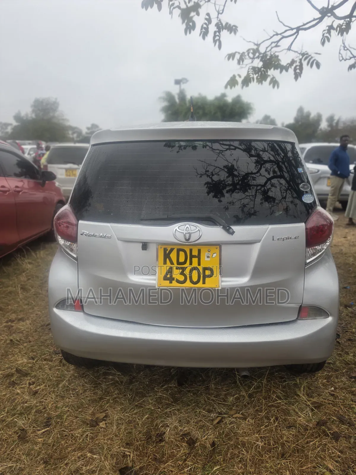 Toyota Ractis 2015 Silver