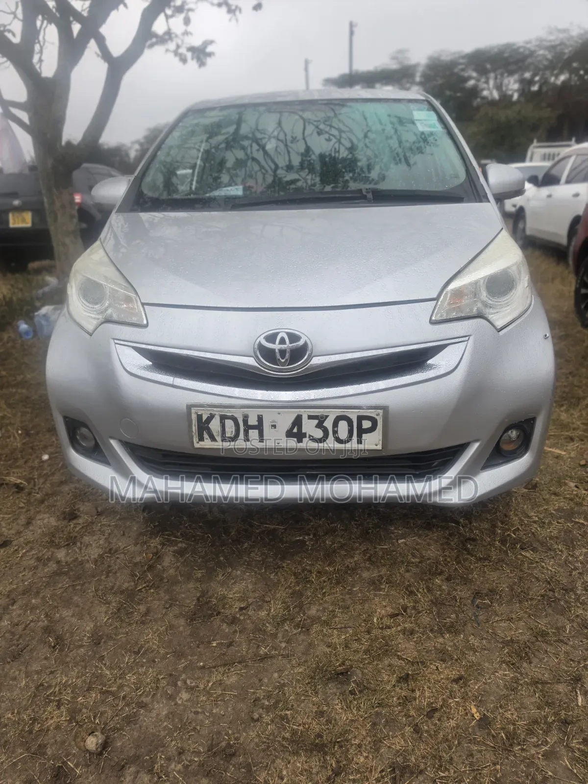 Toyota Ractis 2015 Silver