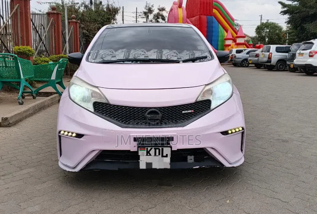 Nissan Note 2016 Pink