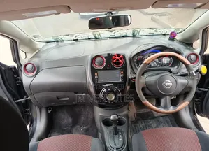 Nissan Note 2016 Pink