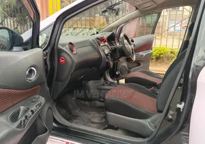 Nissan Note 2016 Pink