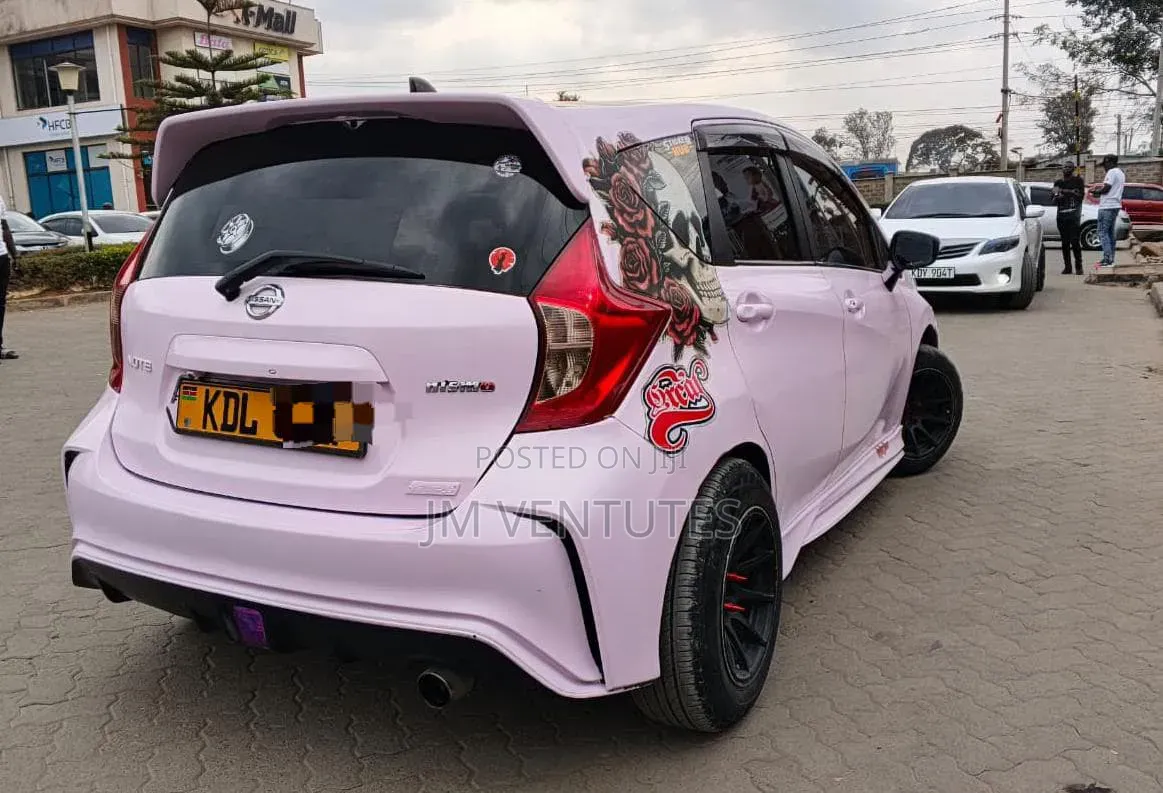 Nissan Note 2016 Pink