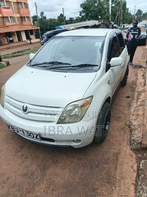 Toyota IST 2019 White