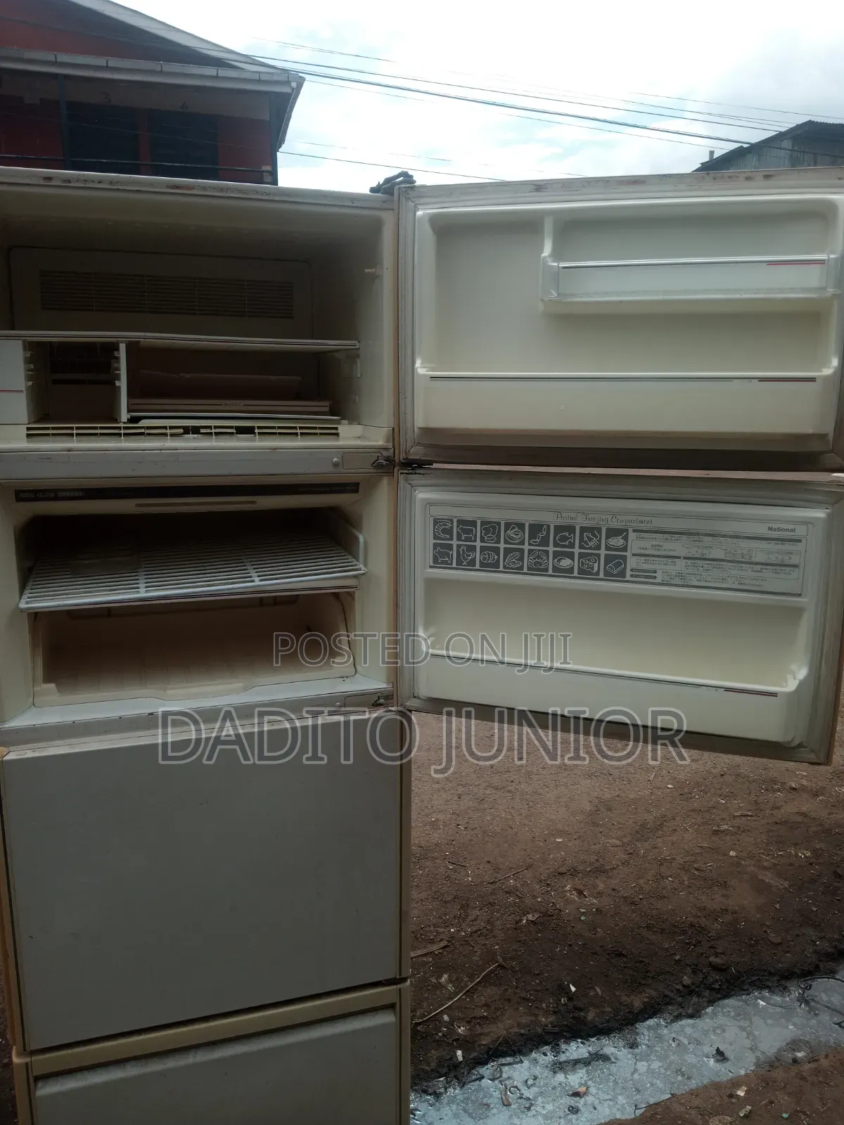 Refrigerator