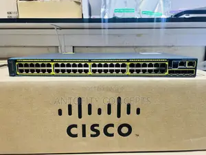 Cisco Catalyst 2960S 48port Gigabit POE Switch