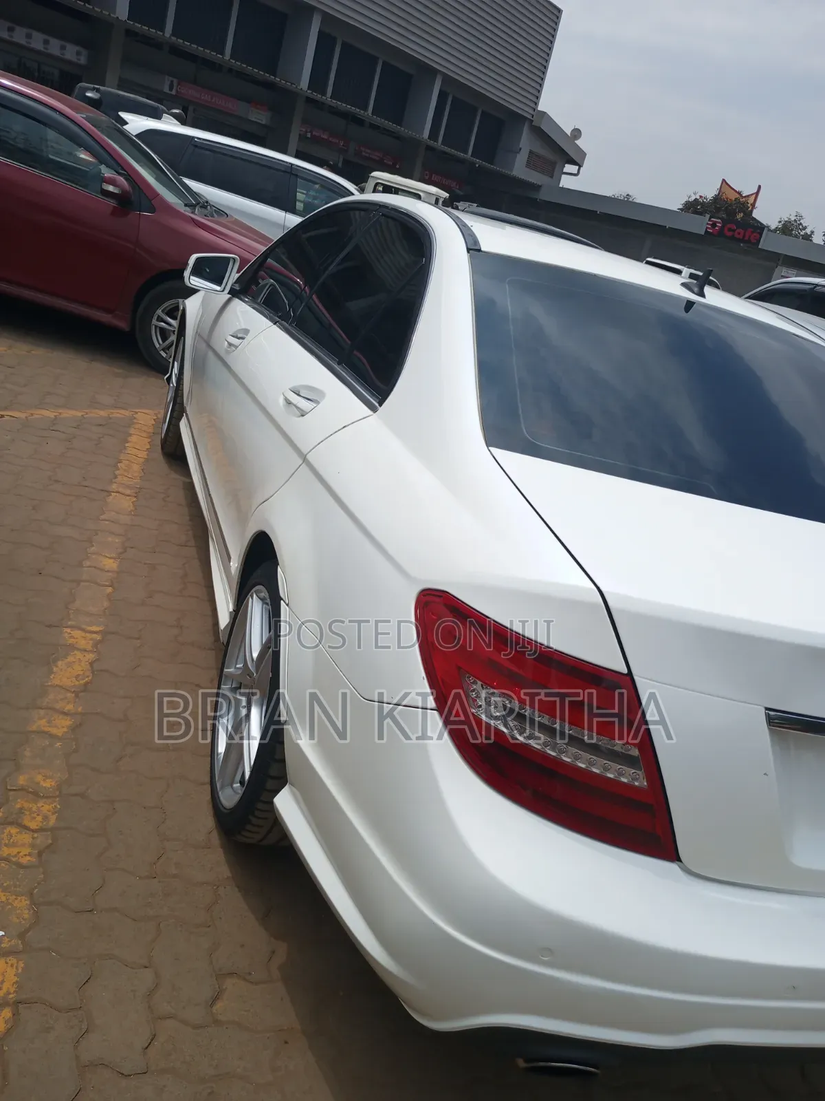 Mercedes-Benz C200 2013 Pearl