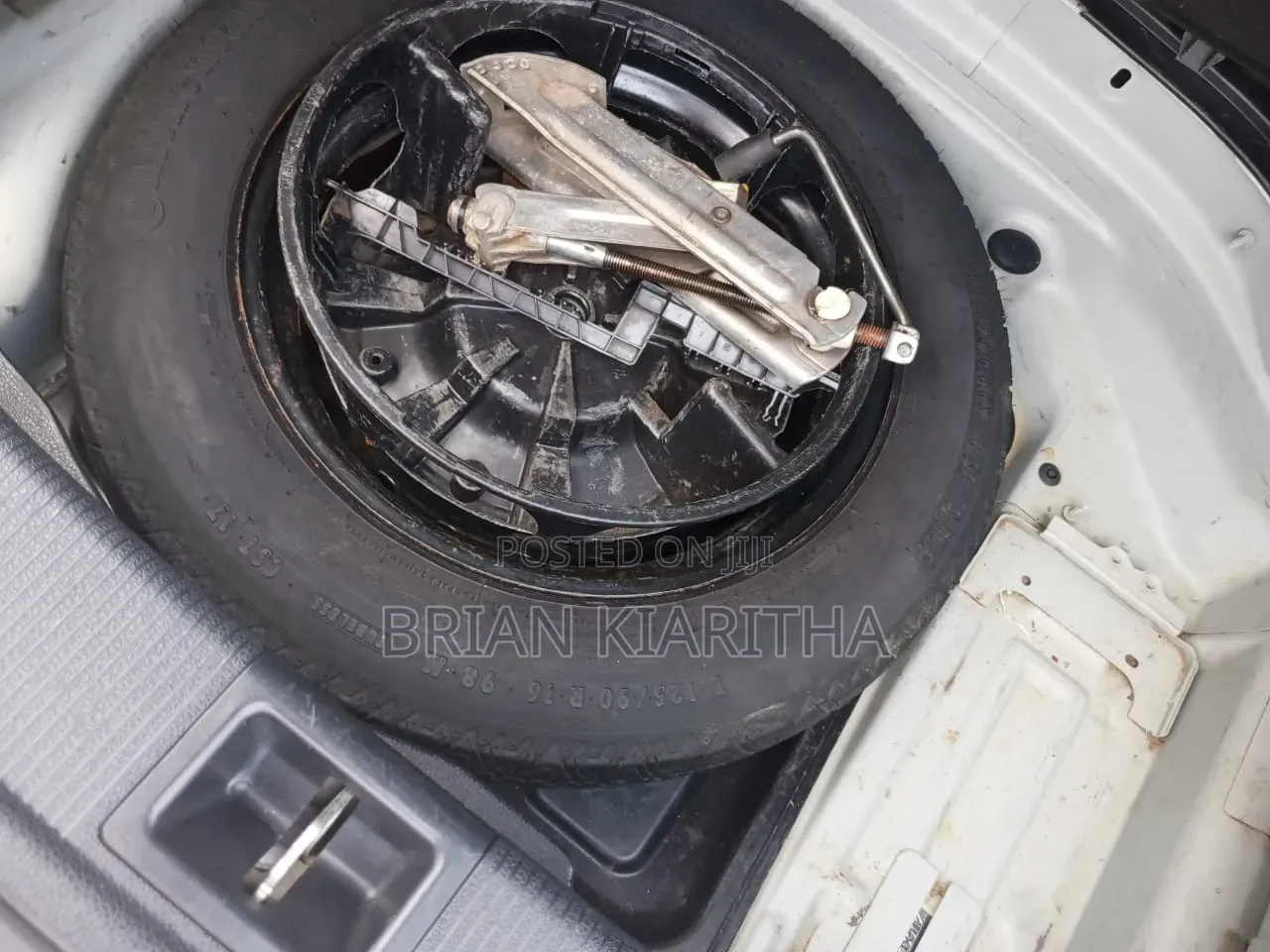Mercedes-Benz C200 2013 Pearl