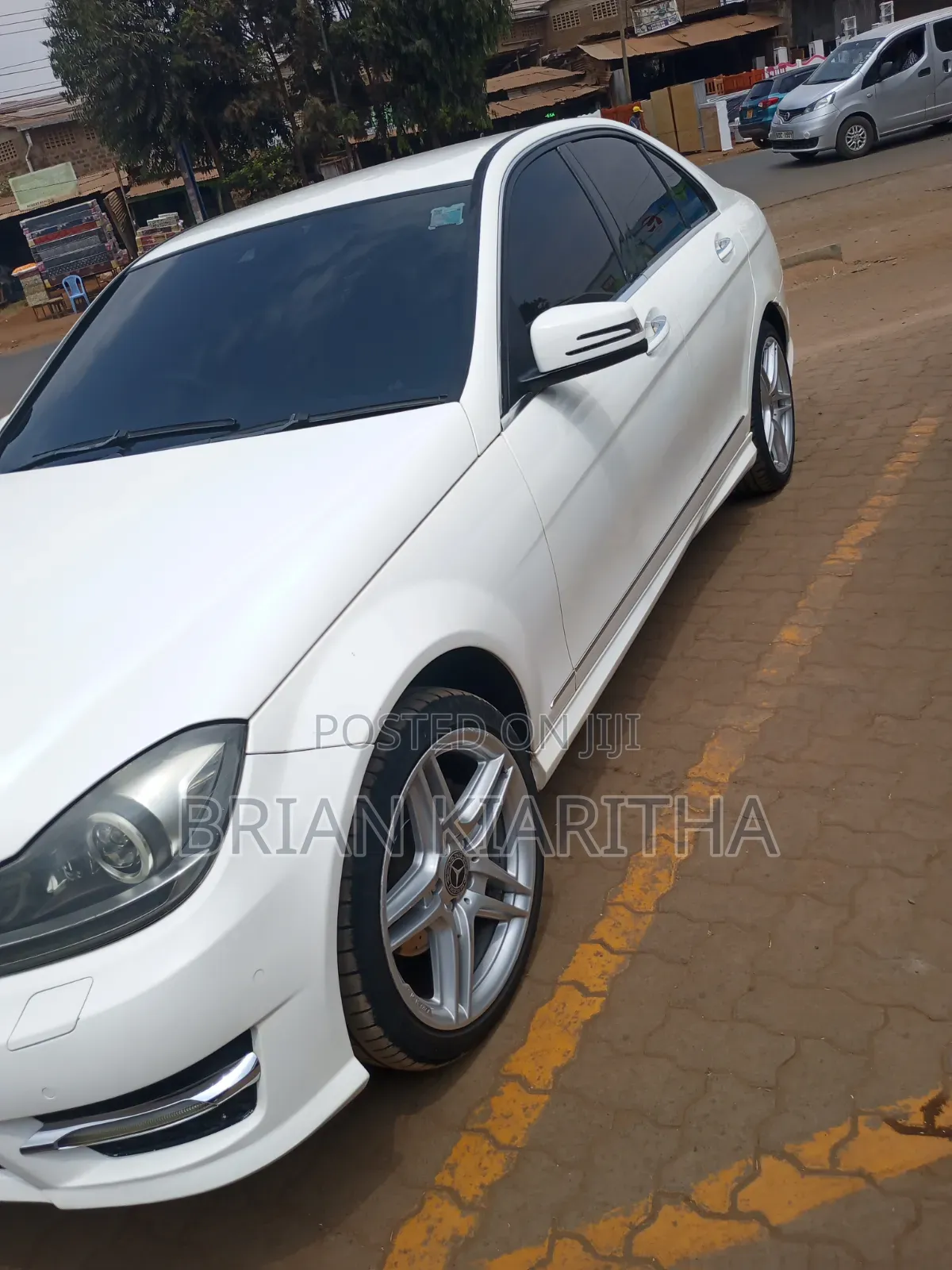Mercedes-Benz C200 2013 Pearl
