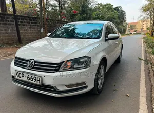 Volkswagen Passat 2011 White