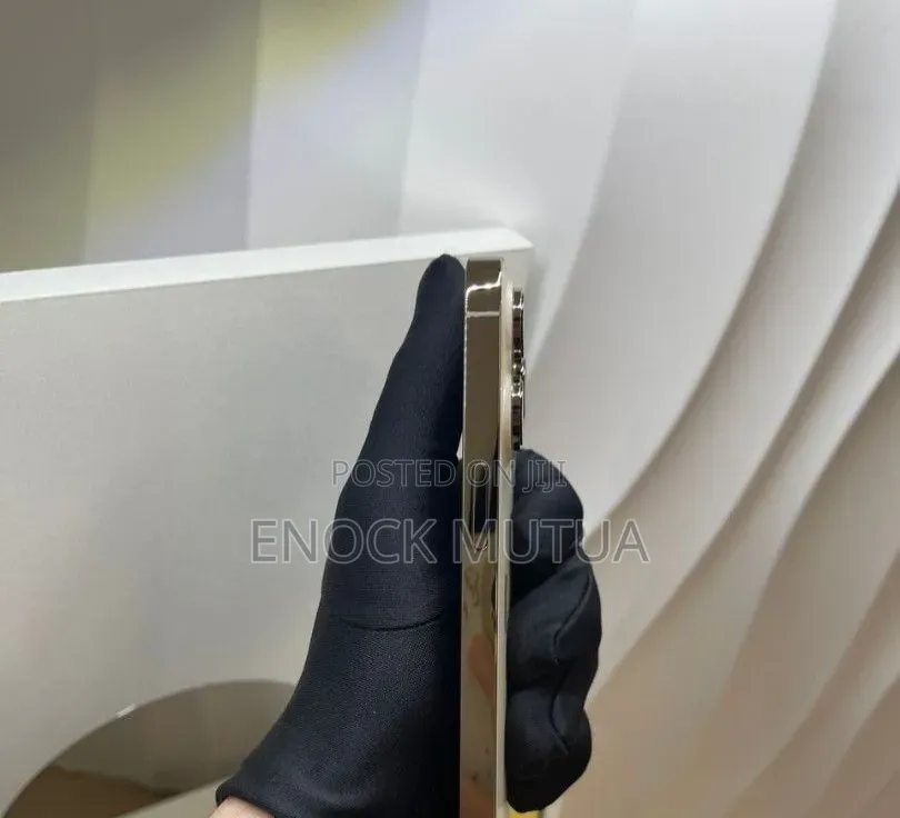 Apple iPhone 14 Pro 1 TB Gold