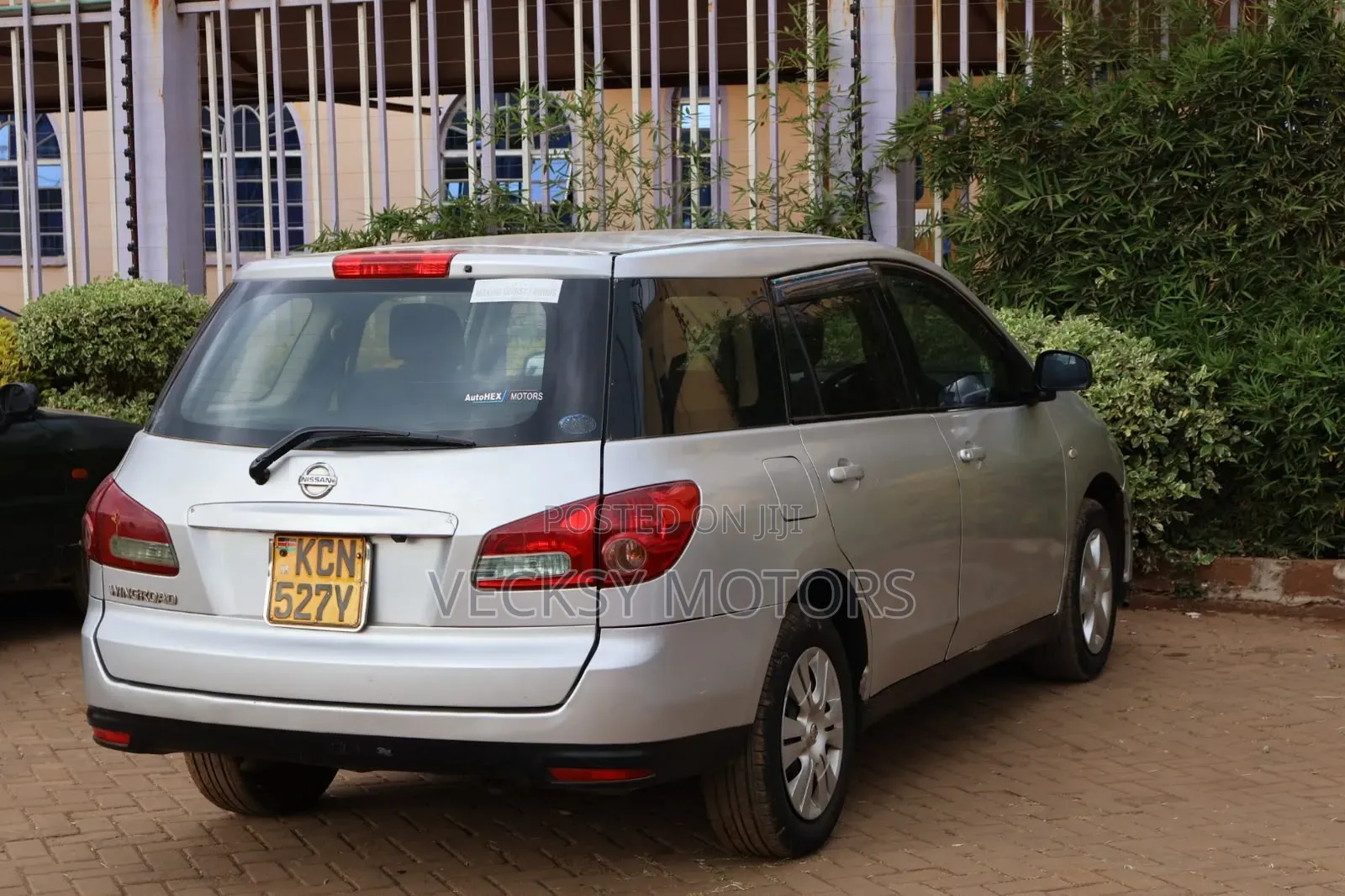 Nissan Wingroad 2010 Silver
