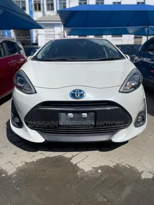 Toyota Aqua 2019 Pearl
