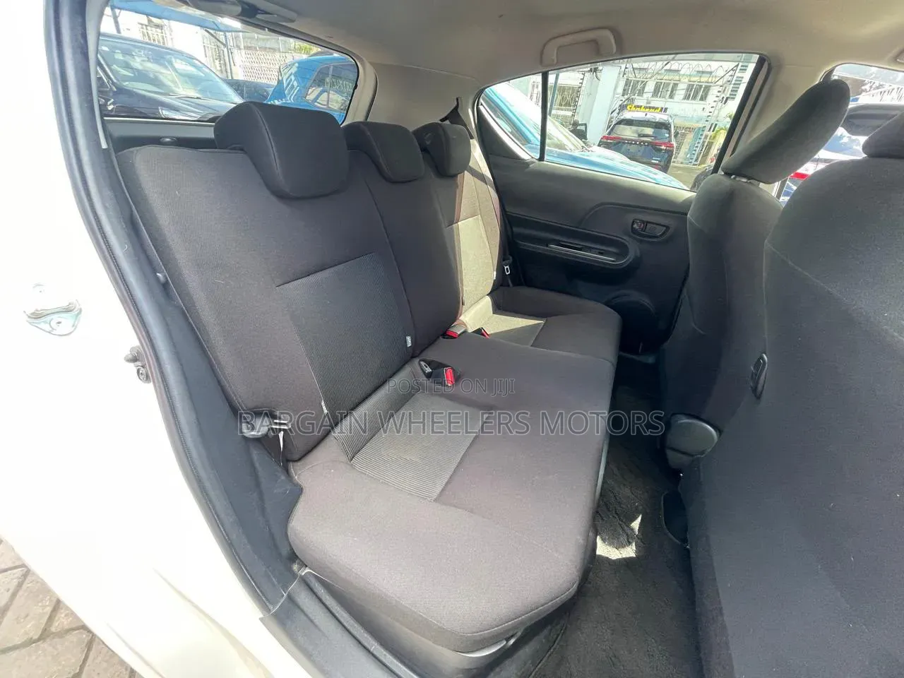 Toyota Aqua 2019 Pearl