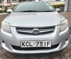 Toyota Corolla Fielder 2012 Silver