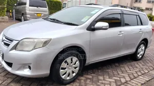 Toyota Corolla Fielder 2012 Silver