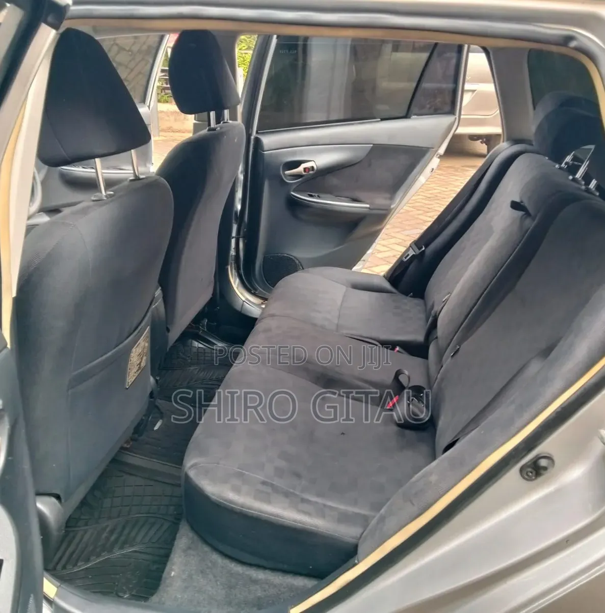 Toyota Corolla Fielder 2012 Silver