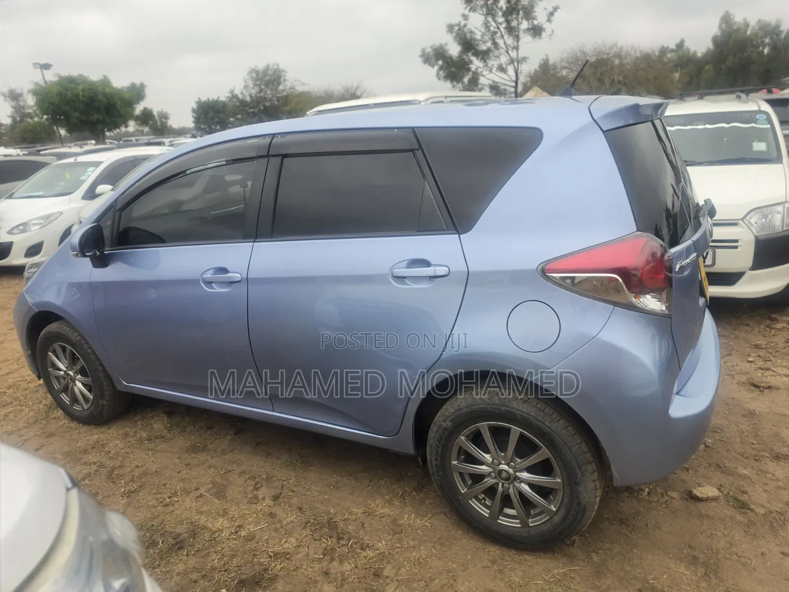 Toyota Ractis 2016 Blue