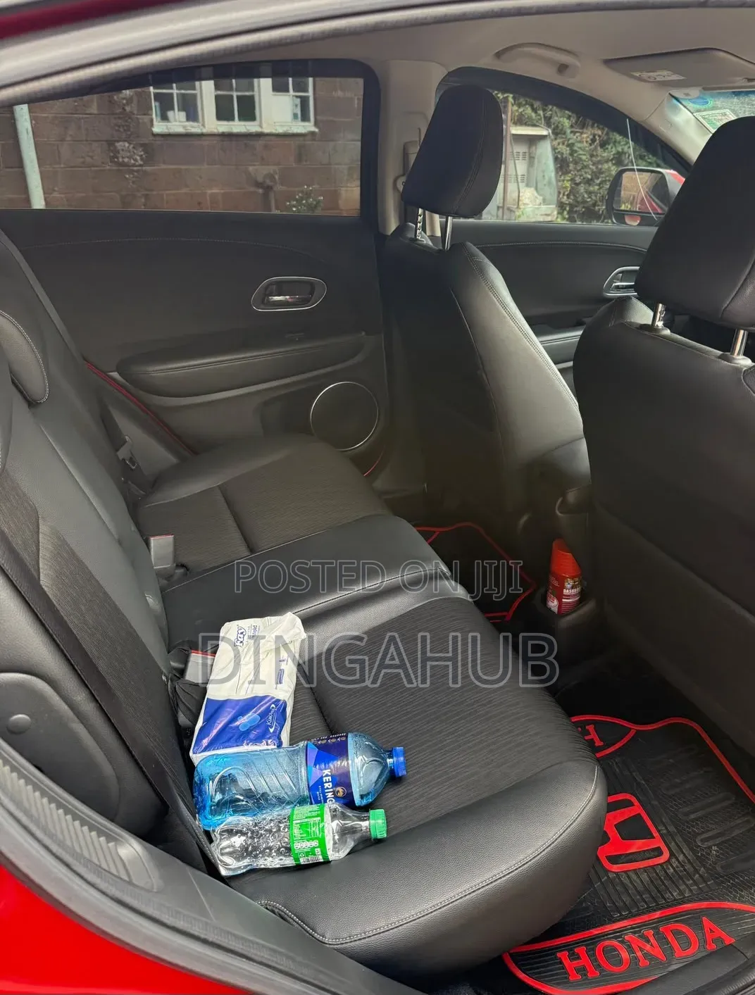 Honda Vezel 1.5 Hybrid 2WD 2018 Red