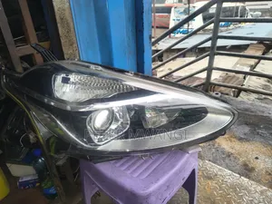 Toyota Sienta 2015 Headlight