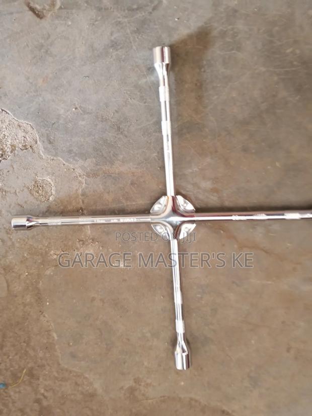 Wheel Spanner