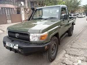 Toyota Land Cruiser 2009 Green