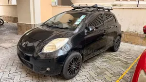 Toyota Vitz 2010 Black