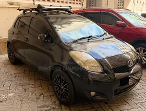Toyota Vitz 2010 Black