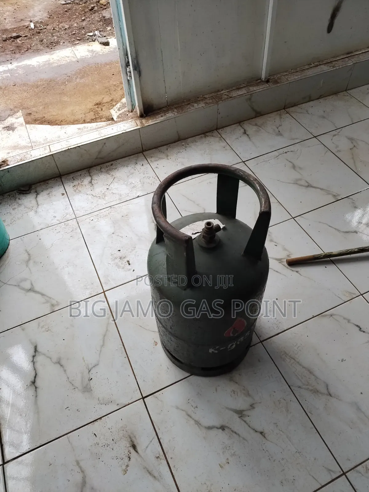 Gas Cylinder