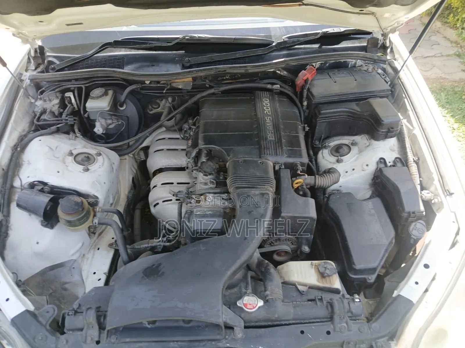 Toyota Mark II 2001 White