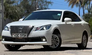 Toyota Crown 2015 White