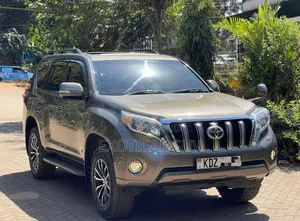 Toyota Land Cruiser Prado 2.8 2017 Gold