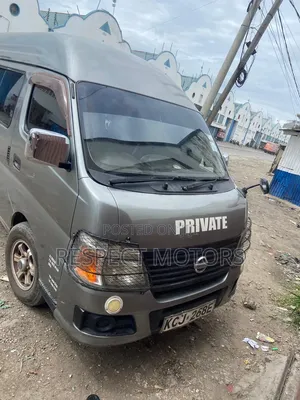 Nissan Caravan (Urvan) 2009 Silver