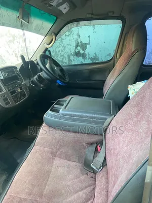 Nissan Caravan (Urvan) 2009 Silver