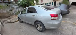 Toyota Belta 2012 Silver