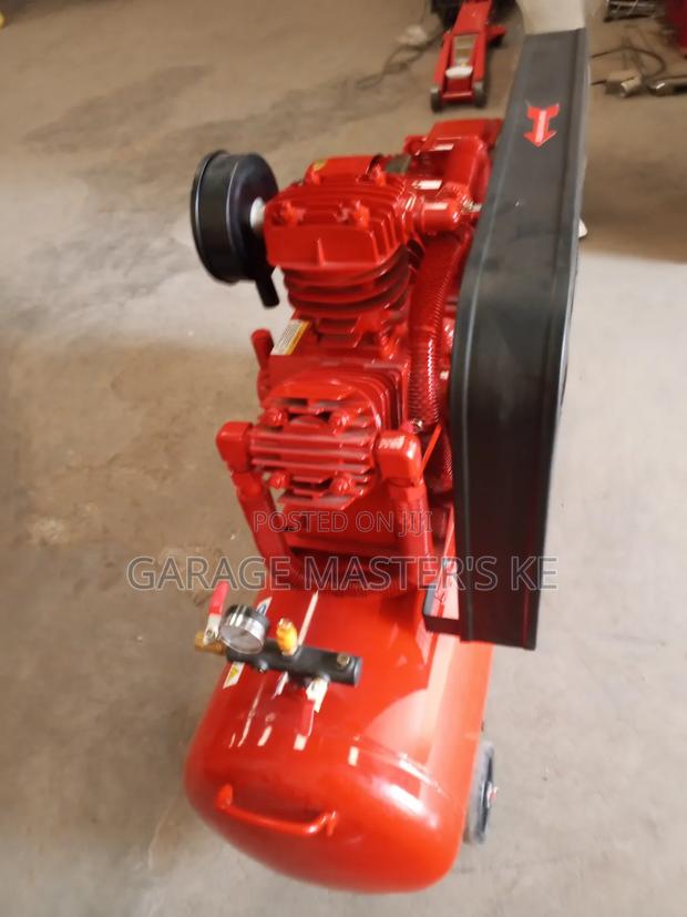 Heavy Duty Air Compressor - thumbnail 2